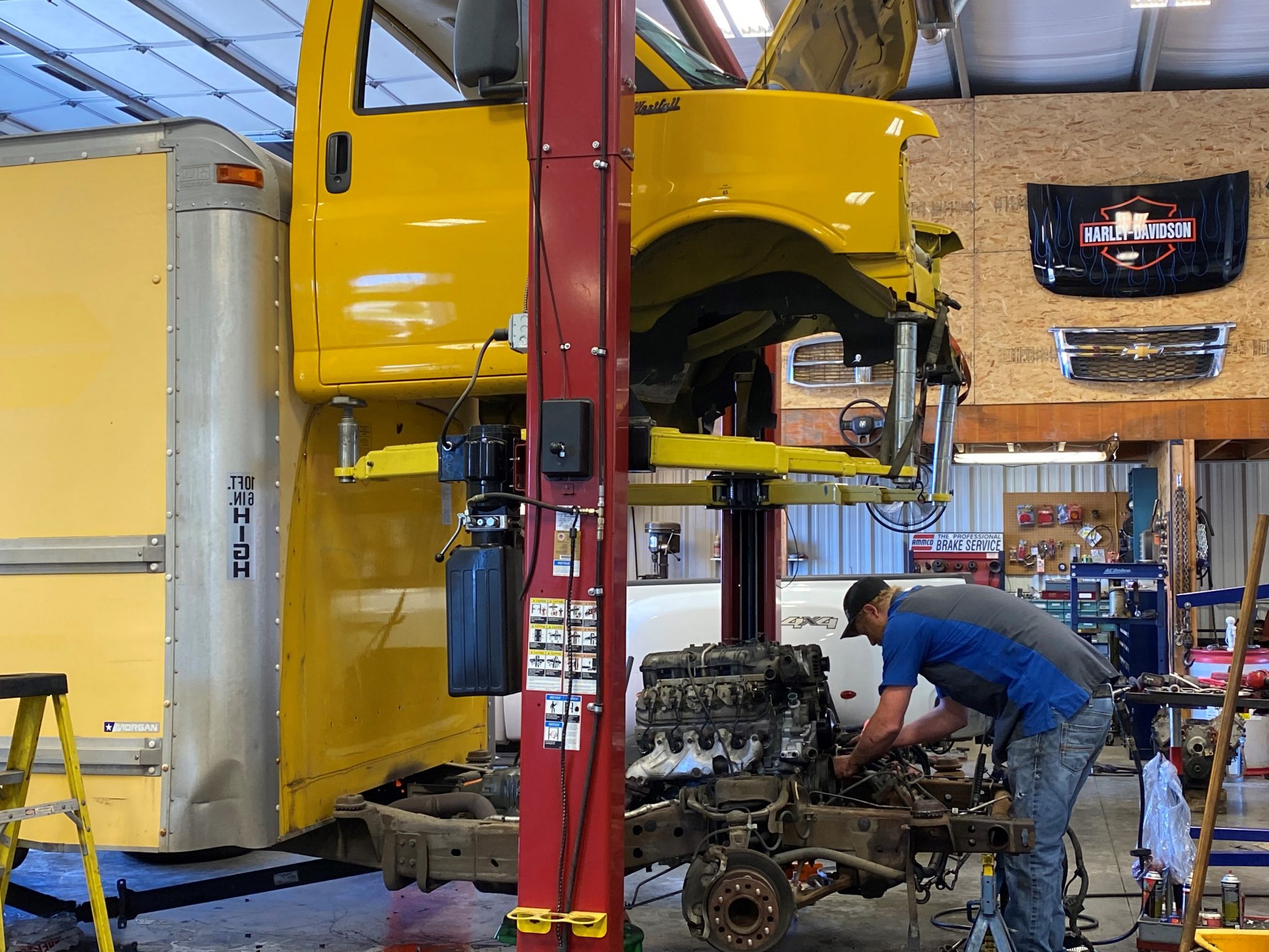 Interstate Auto & Tow